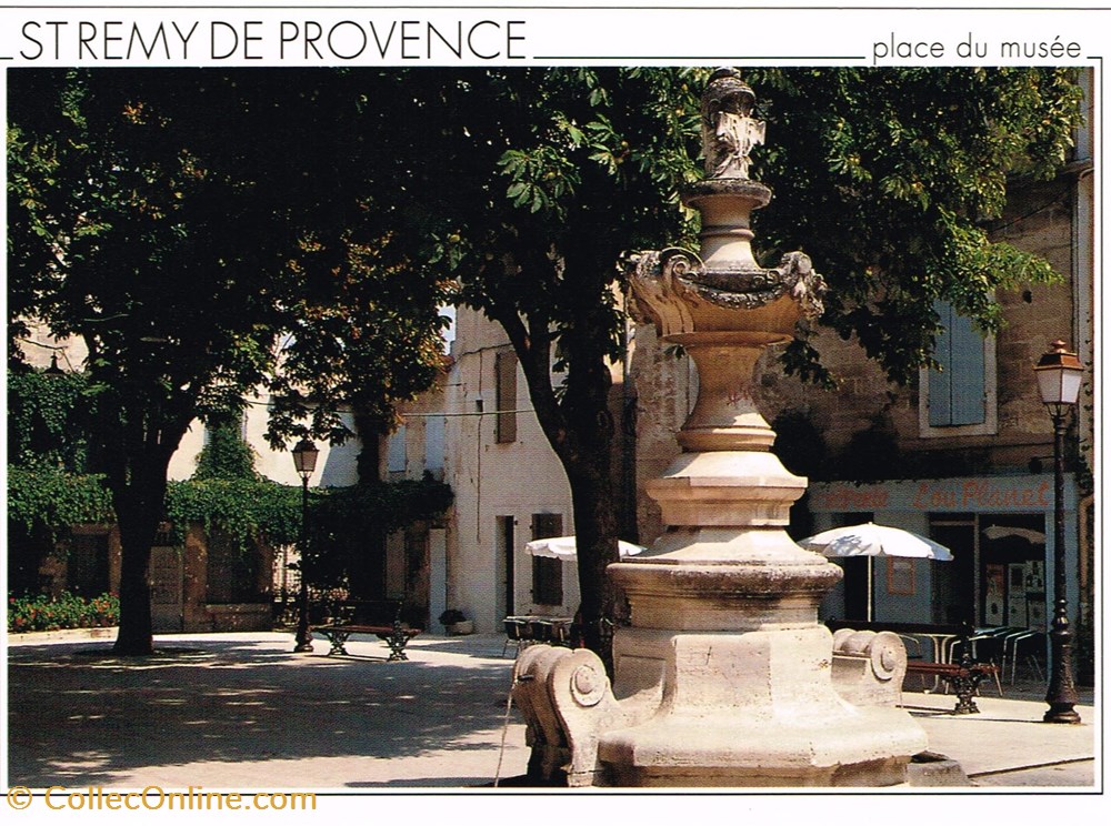 cartes postales france bouches du rhone saint remy de provence place du musee