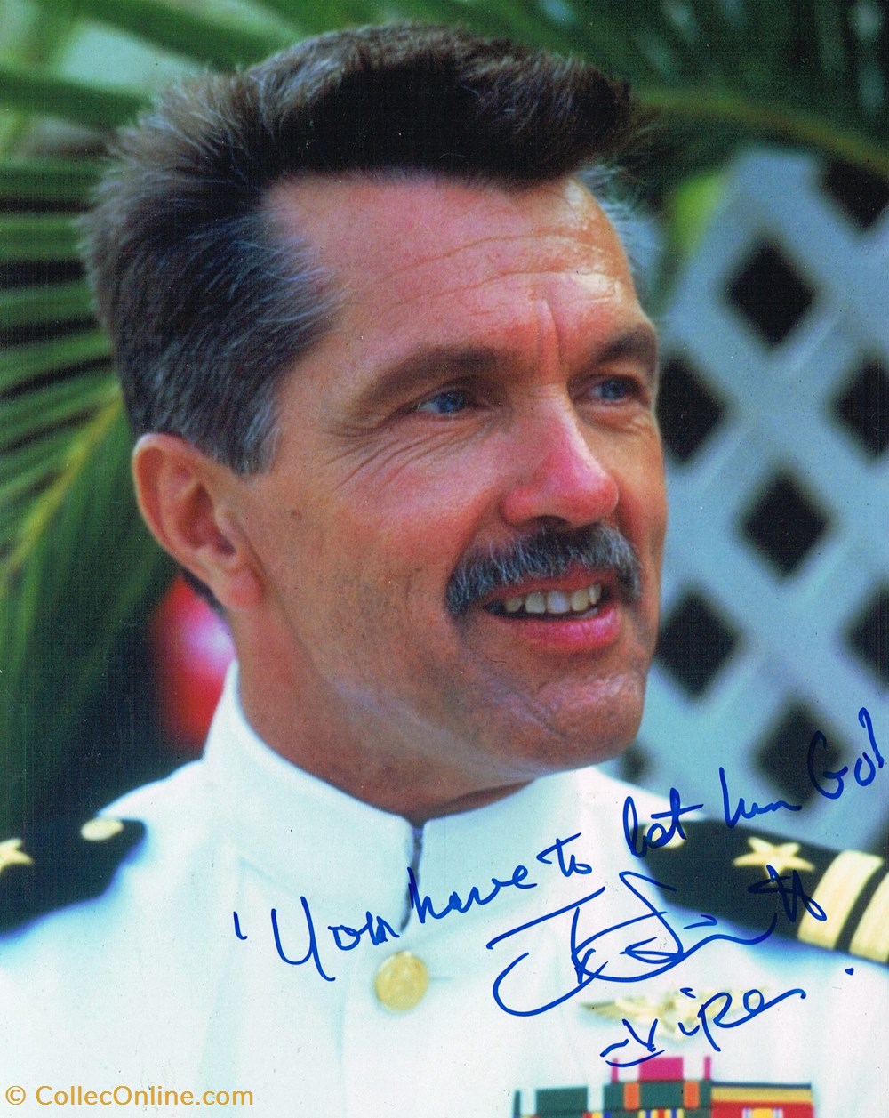 Skerritt Tom-Top Gun cinema series autographes skerritt tom top gun