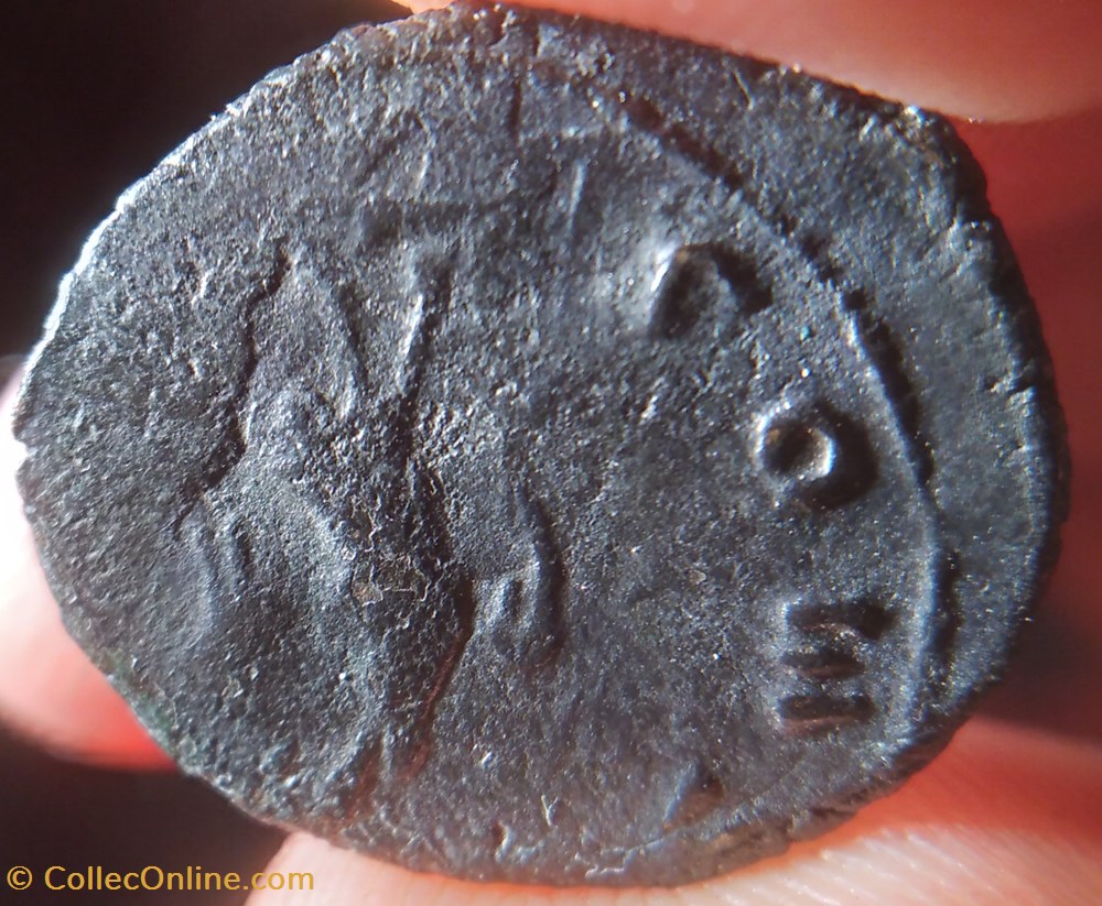 Divo Claudio Consecratio aigle coin choqué monnaies antiques romaines imperiales et republicaines divo claudio consecratio aigle coin choque