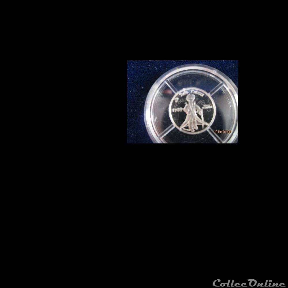 mini médaille platinum 2 mini medaille platinum