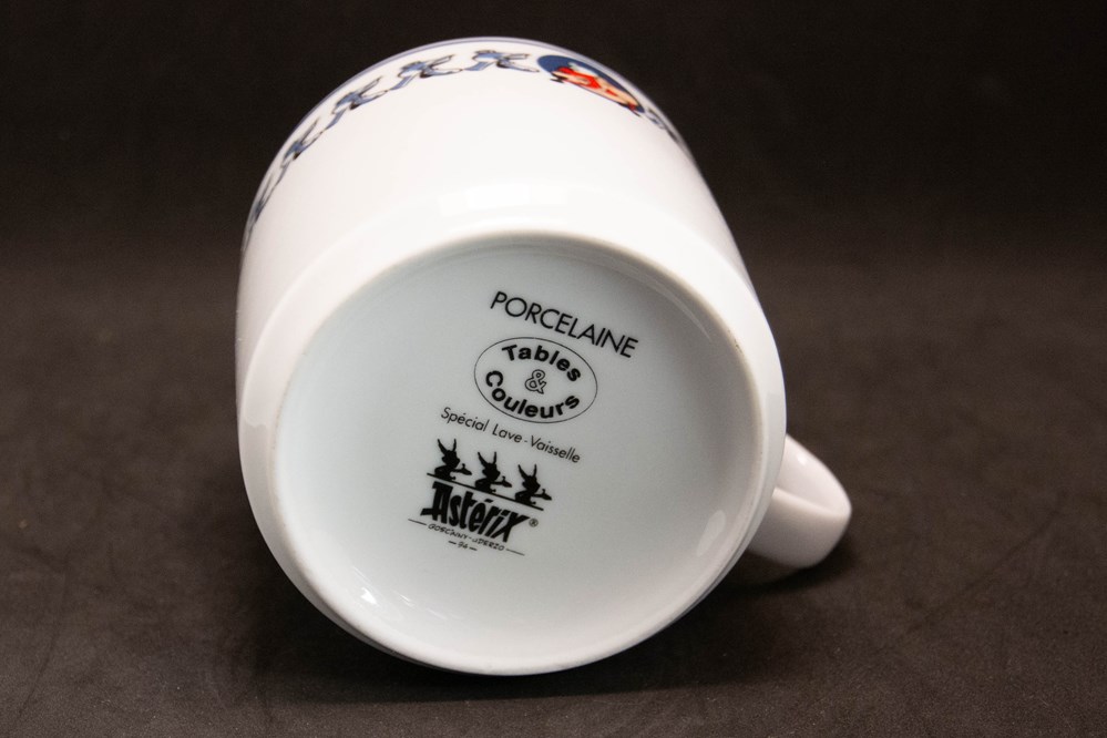 Mug - Tables & Couleurs - 1994 - Obélix art de la argenterie service the cafe tasses mugs mug tables couleurs 1994 obelix