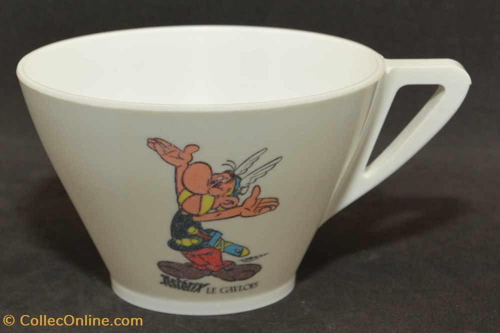 Voluform - Tasse - Astérix art de la table argenterie service the cafe tasses mugs voluform tasse asterix