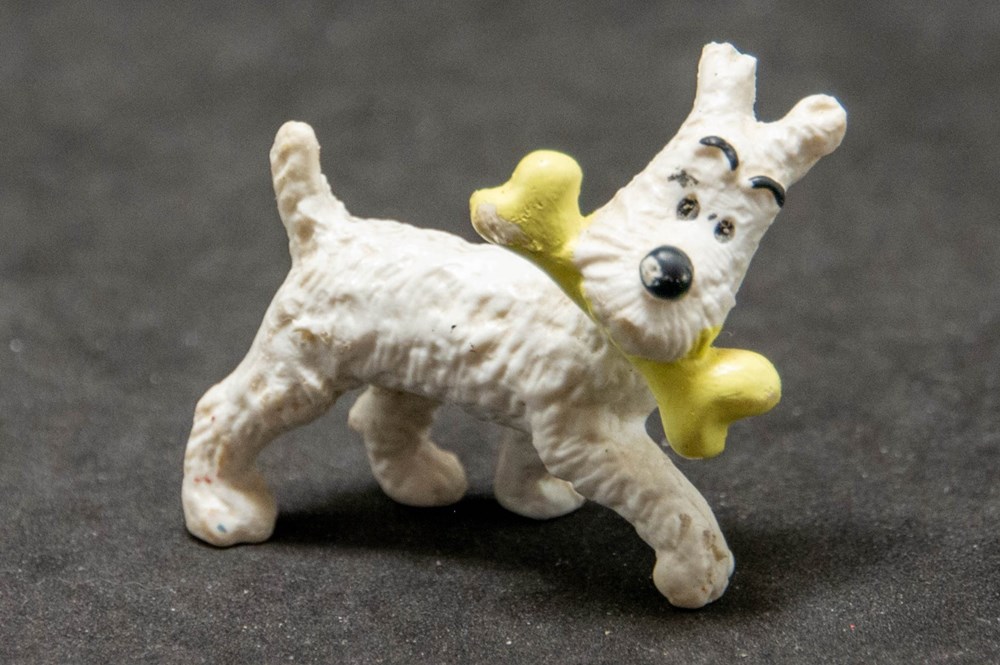 Bully - 1990 - Milou (souple) - Variante 2 figurines bully 1990 milou souple variante 2