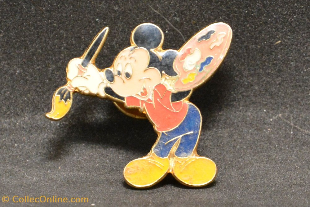 divers pin badges mickey 21 arthus bertrand