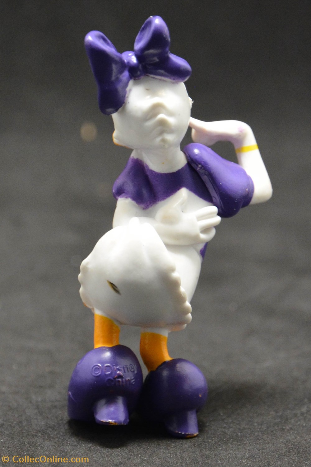 divers boites en tole figurine daisy