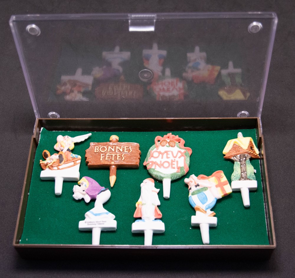 2005 - Série "Pique Noël" mat - Coffret divers feves 2005 serie pique noel mat coffret