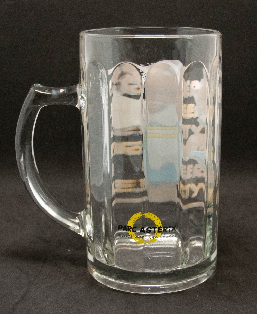 Chope à bière - 2002 - Parc Astérix art de la table argenterie service the cafe tasses mugs chope a biere 2002 parc asterix