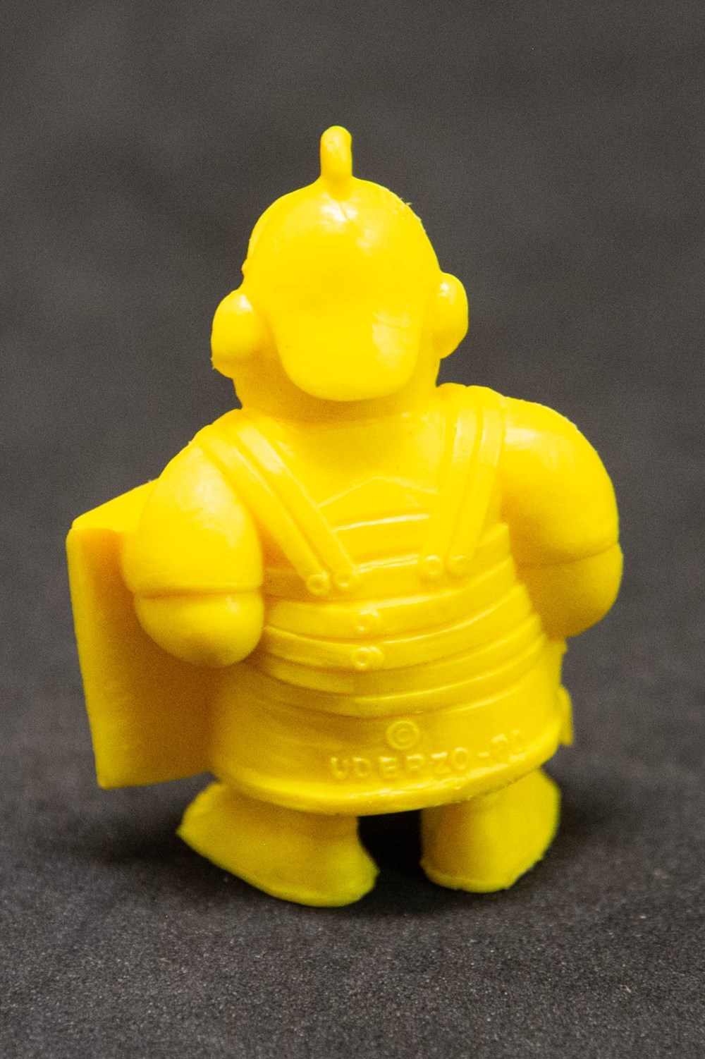 Comansi - 1984 - 20 - Jaune - Légionnaire avec glaive figurines comansi 1984 20 jaune legionnaire avec glaive
