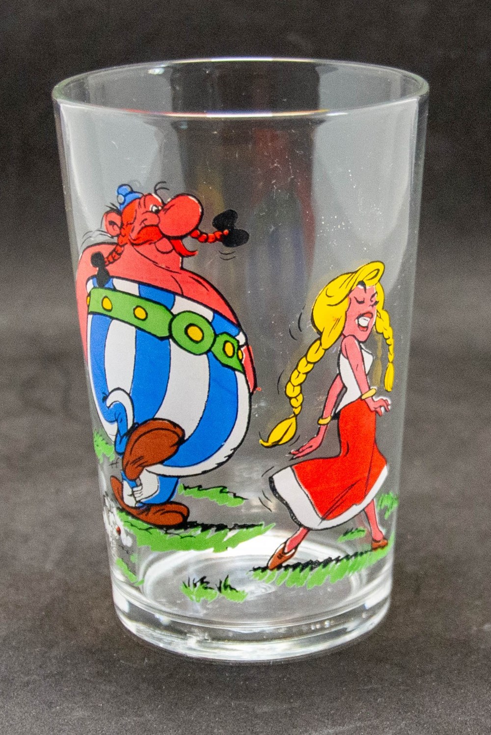 Série 001 - 1968 - Dargaud - Obélix art de la table argenterie verres serie 001 1968 dargaud obelix