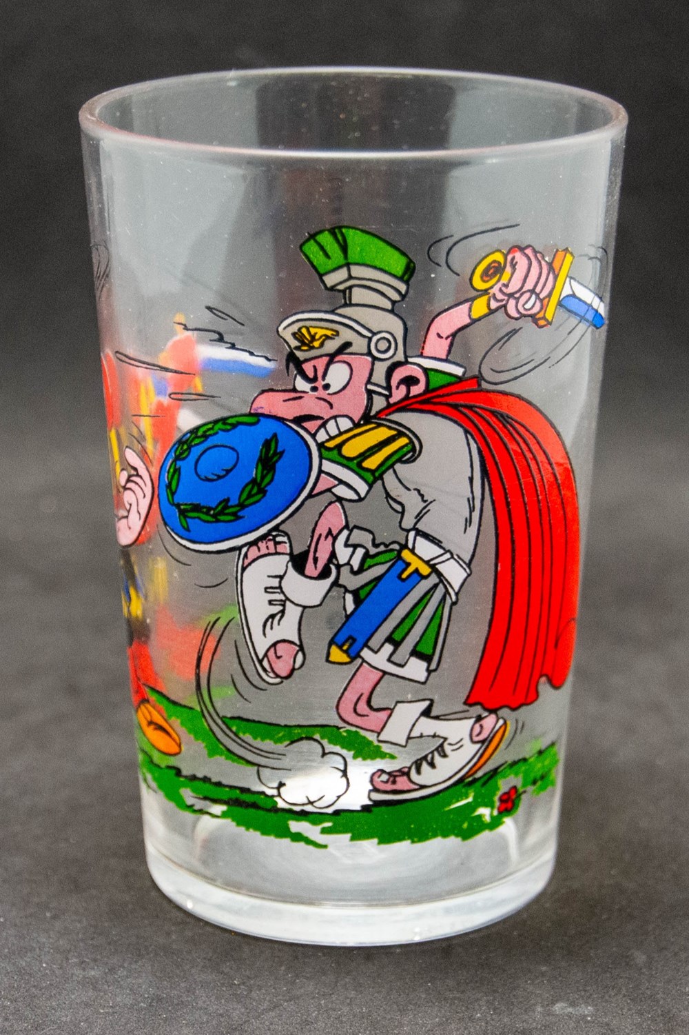 Série 005 - 1968 - Dargaud - Astérix et le centurion art de la table argenterie verres serie 005 1968 dargaud asterix et le centurion