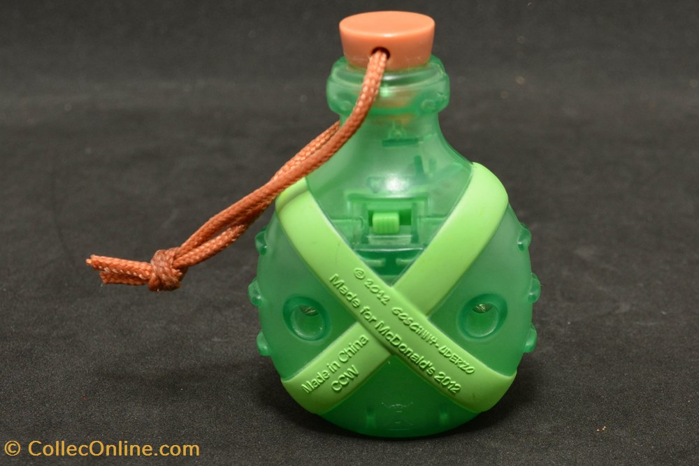 Mc Donald's - 2012 - Happy Meal - Gourde 2 figurines mc donald s 2012 happy meal gourde