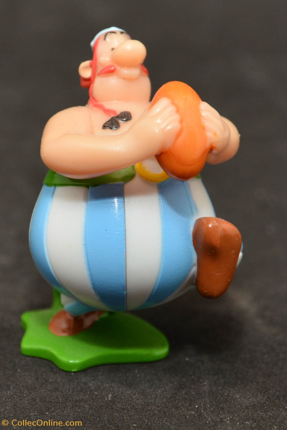 Série 07 - Au service de sa majesté - 2012 - TR111 - Obélix figurines serie 07 au service de sa majeste 2012 tr111 obelix
