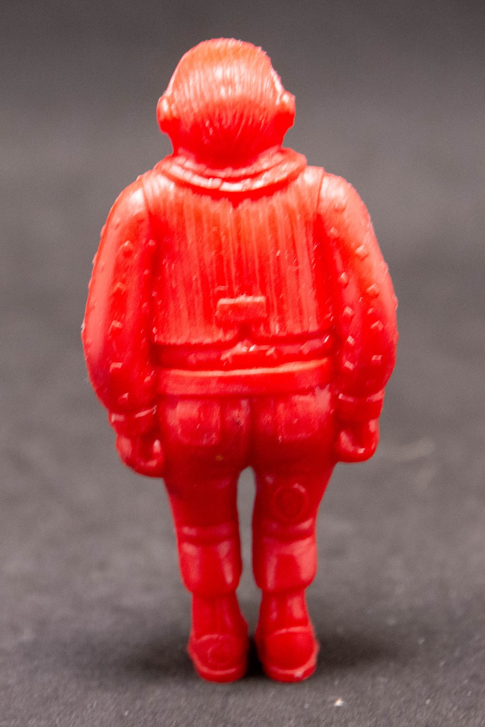 Belvision - 1973 - Le gros brigand monochrome - rouge figurines belvision 1973 le gros brigand monochrome rouge