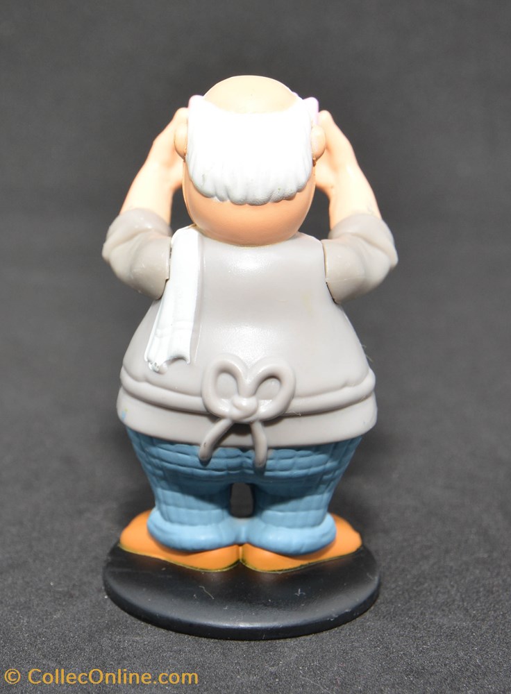 10 - Orthopedix 3 figurines autres 10 orthopedix