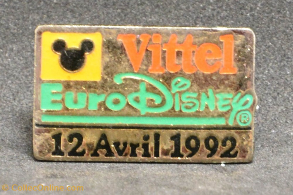 divers pin badges eurodisney vittel
