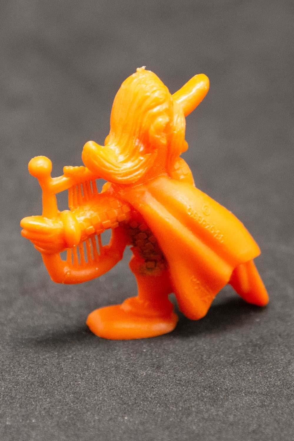 Glaces Motta - 1980 - 08 - Orange - Assurancetourix figurines glaces motta 1980 08 orange assurancetourix