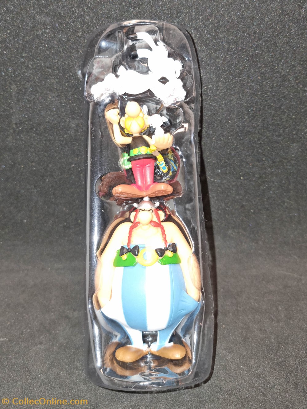 Plastoy - 2017 - 4 cm - Idéfix 2 figurines plastoy 2017 4 cm idefix