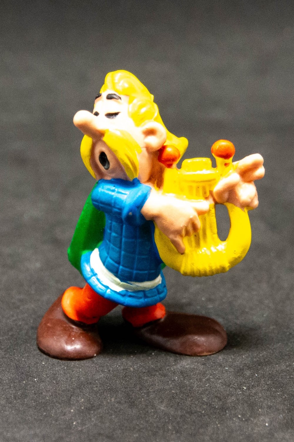 Bully - 1974 - Assurancetourix figurines bully 1974 assurancetourix