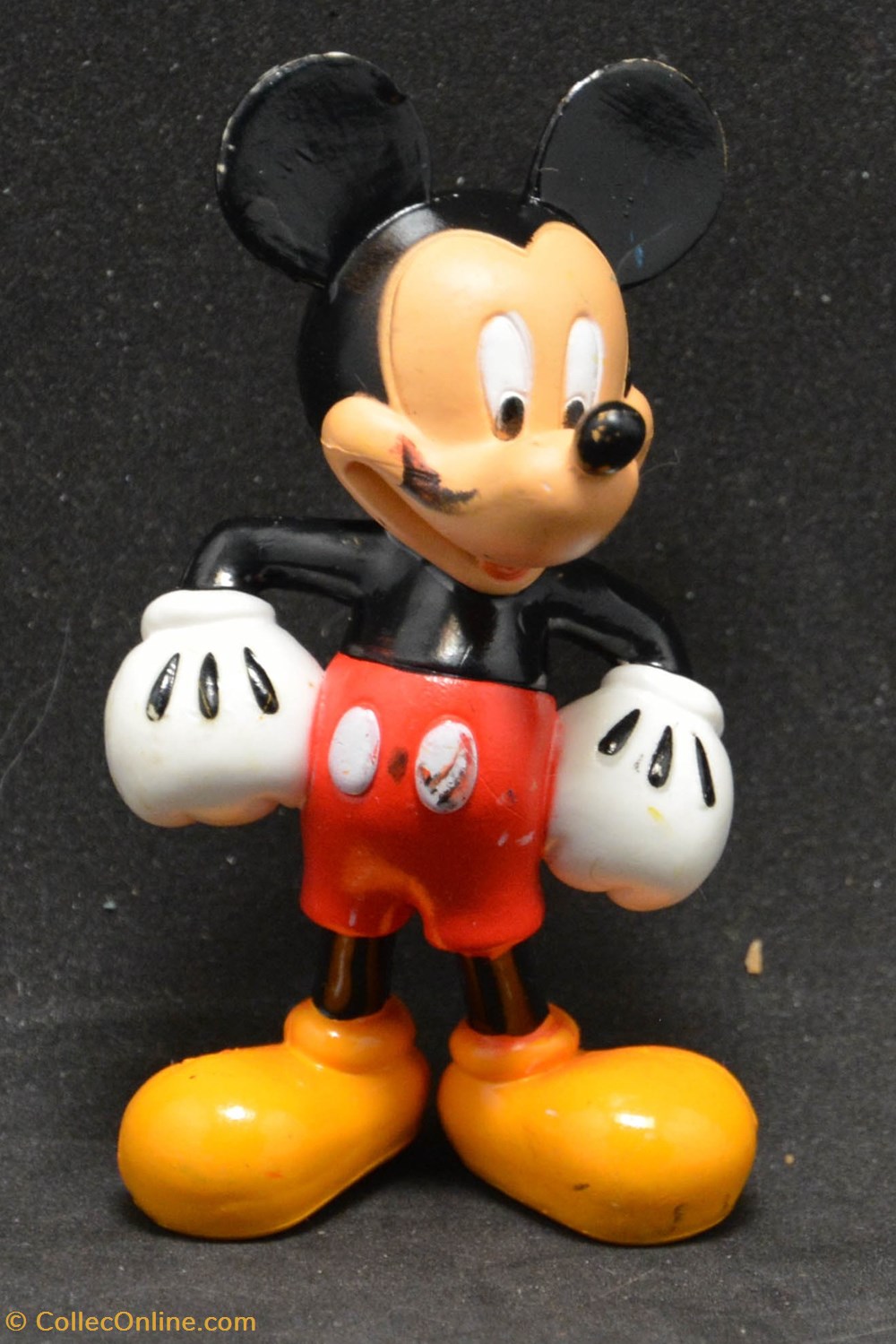 divers boites en tole figurine mickey 01
