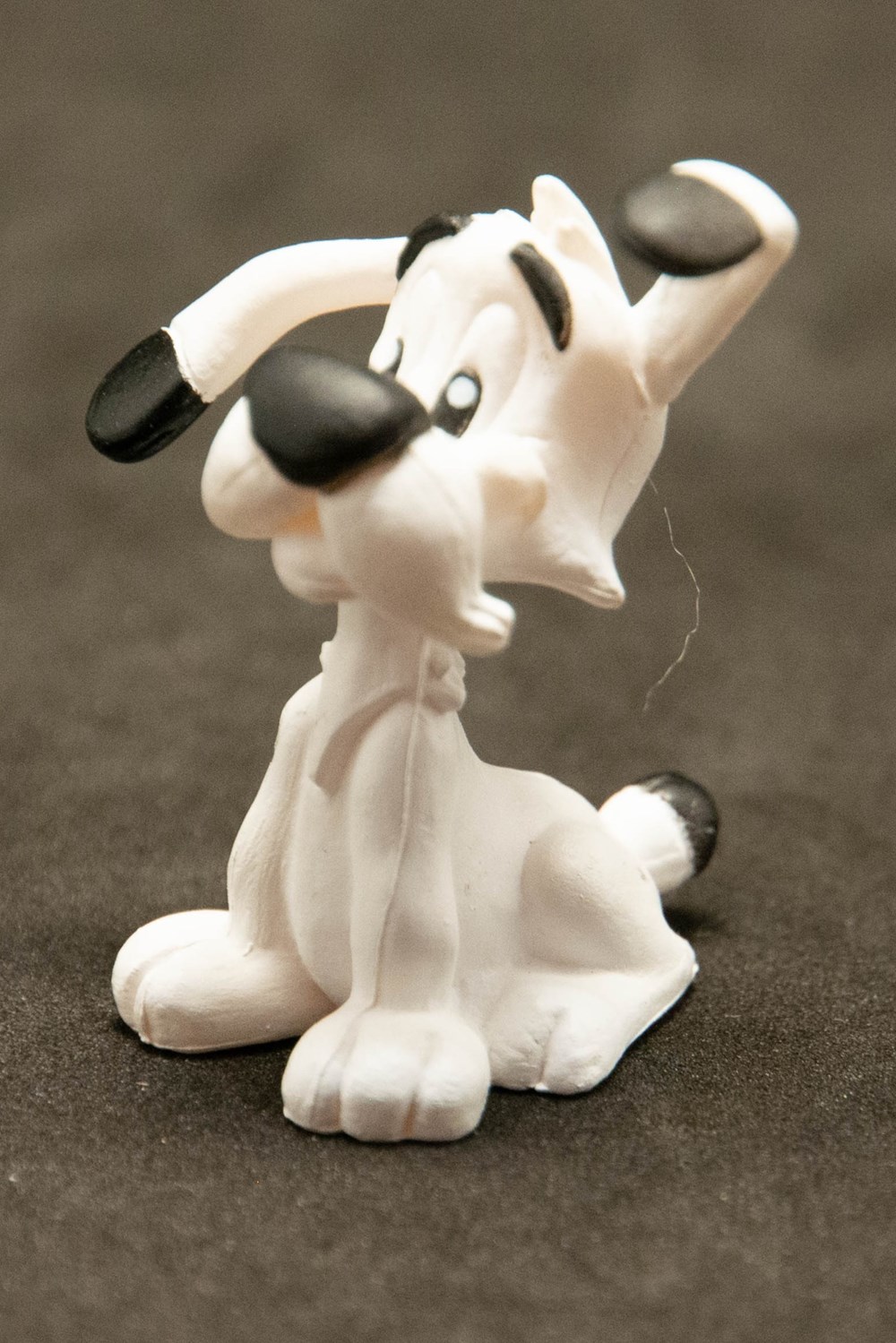figurines plastoy 2018 5 cm idefix elgydium