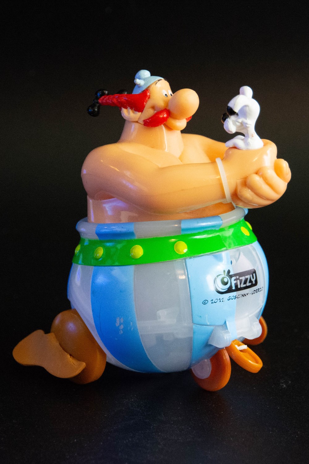 Fizzy - 2012 - Obélix à friction figurines fizzy 2012 obelix a friction