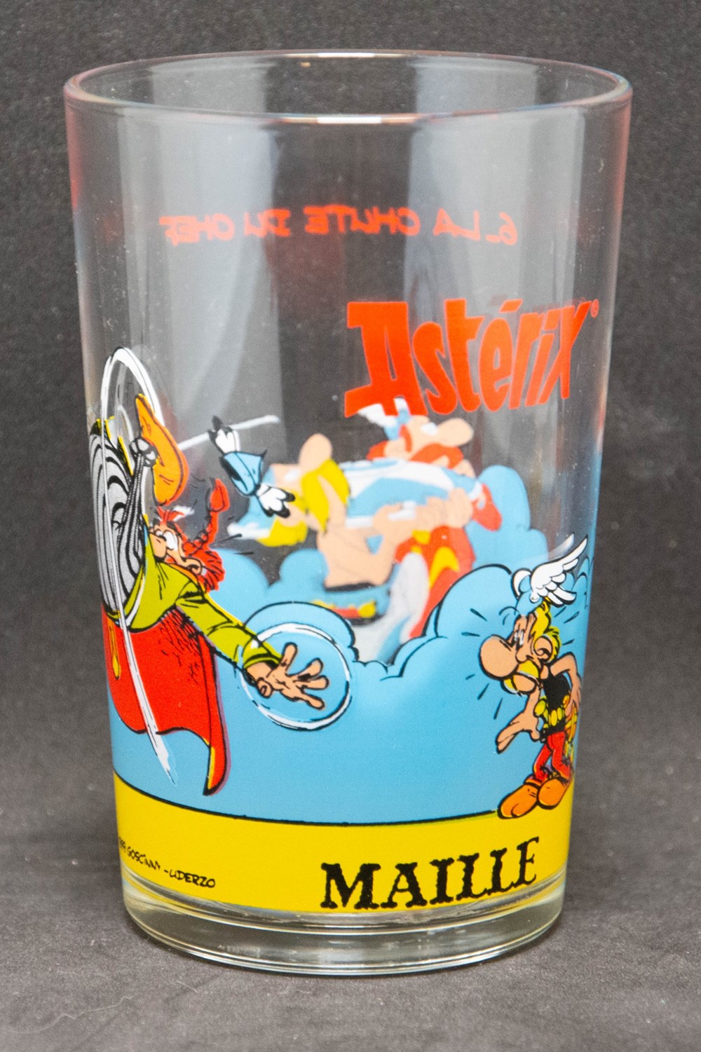Série 016 - 1989 - Maille - n°6 - La chute du chef art de table argenterie verres serie 016 1989 maille n 6 la chute du chef