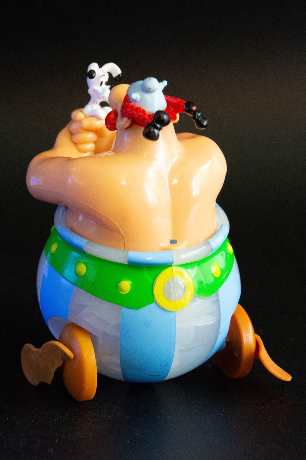 Fizzy - 2012 - Obélix à friction figurines fizzy 2012 obelix a friction