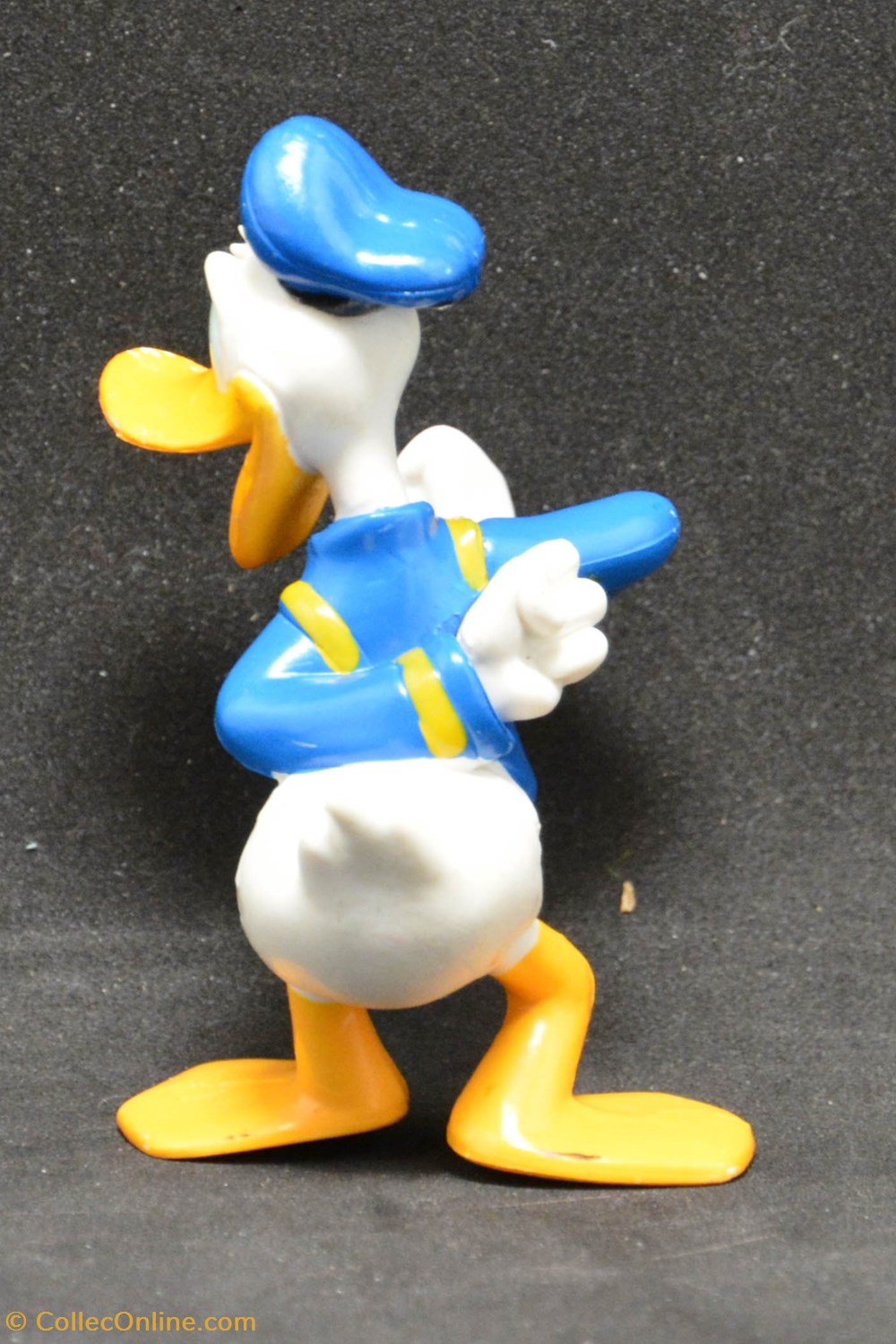 divers boites en tole figurine donald 01