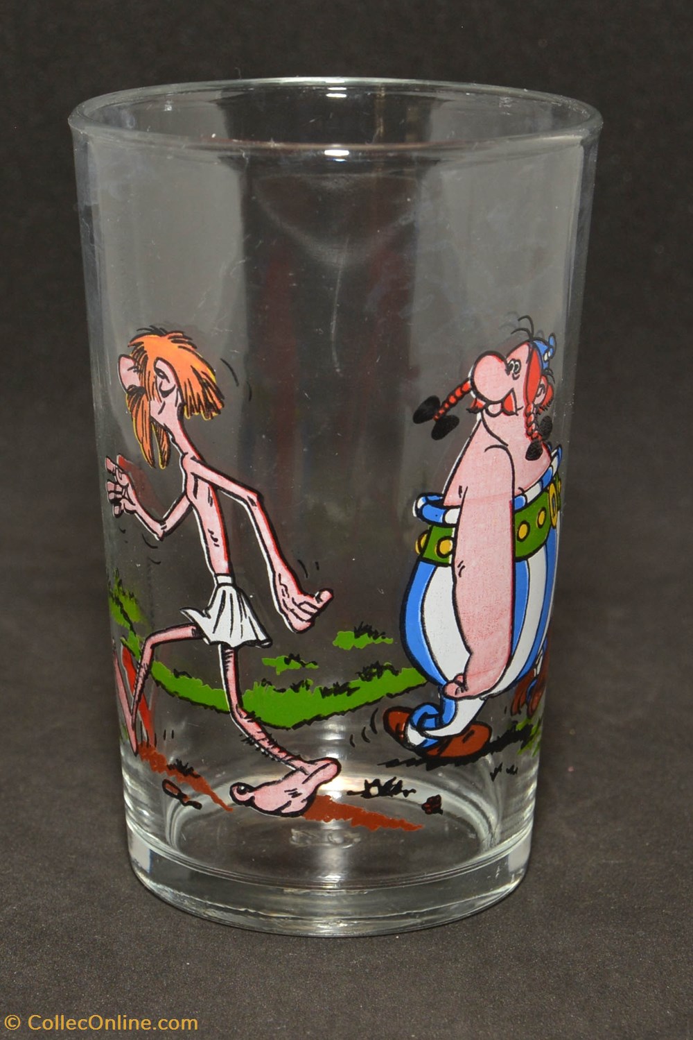 Série 005 - 1968 - Dargaud - Obélix et un homme squelettique art de la table argenterie verres serie 005 1968 dargaud obelix et un homme squelettique