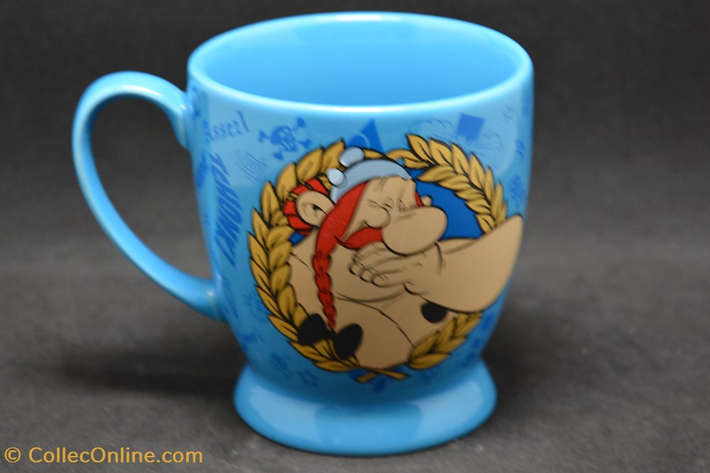 Tasse - Parc Astérix - Obélix 2 art de la table argenterie service the cafe tasses mugs tasse parc asterix obelix