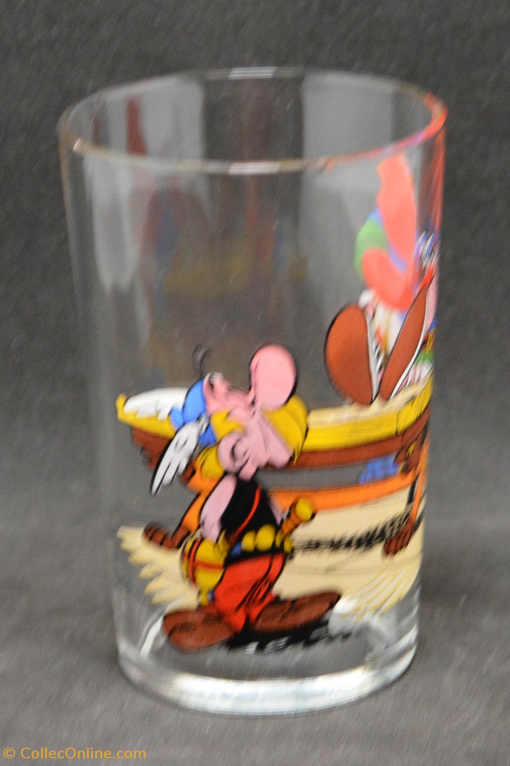 Série 001 - 1968 - Dargaud - Astérix et un légionnaire romain art de la table argenterie verres serie 001 1968 dargaud asterix et un legionnaire romain