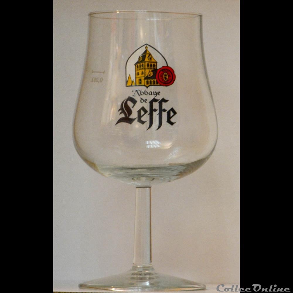 bistrot alimentation verre biere leffe 02