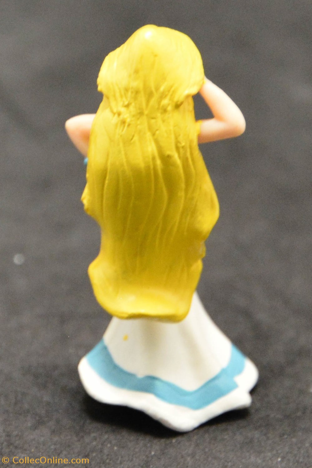 Plastoy - 2006 - 4 cm - Falbala figurines plastoy 2006 4 cm falbala