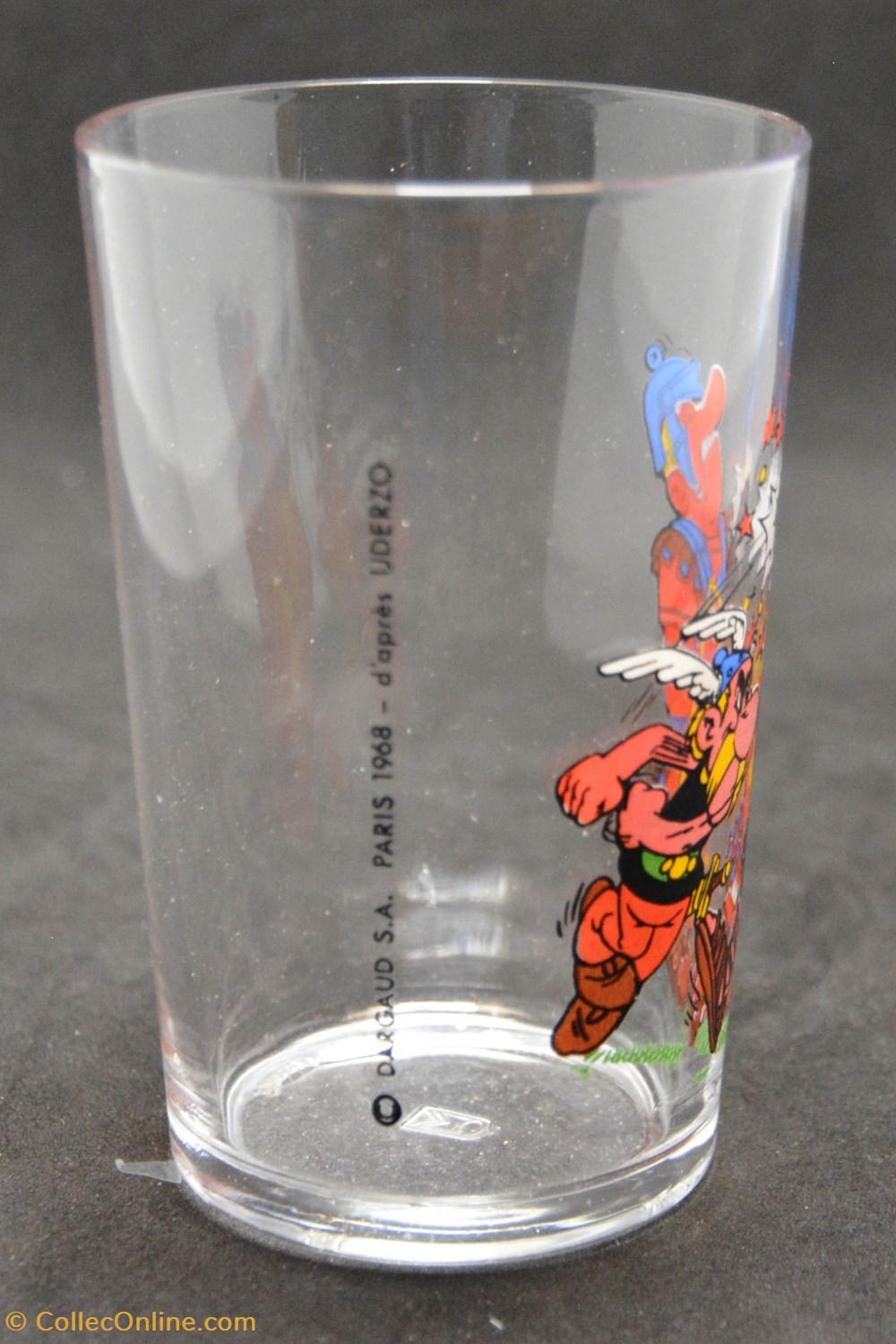 Série 005 - 1968 - Dargaud - Astérix et un légionnaire art de la table argenterie verres serie 005 1968 dargaud asterix et un legionnaire