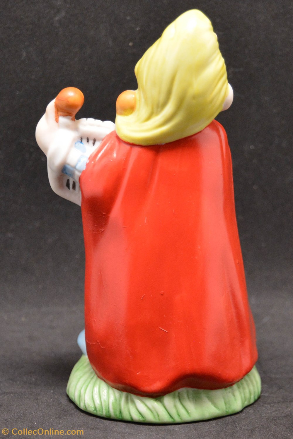 1982 - Assurancetourix - 14,5 cm figurines 1982 assurancetourix 14 5 cm