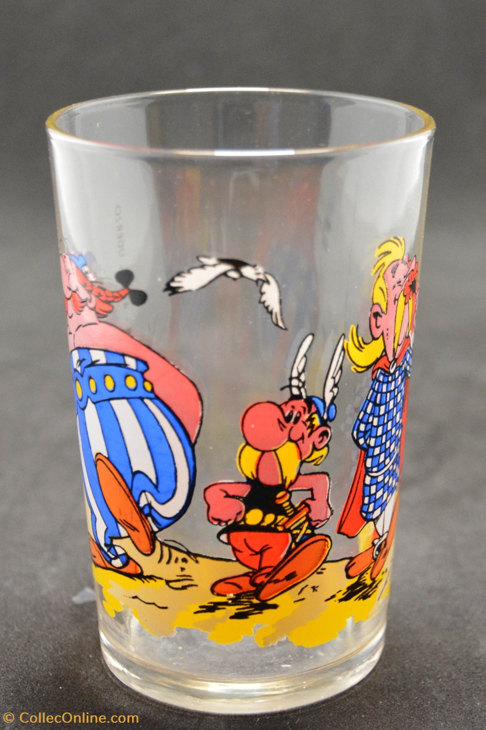 Série 005 - 1968 - Dargaud - Astérix et Assurancetourix art de la table argenterie verres serie 005 1968 dargaud asterix et assurancetourix