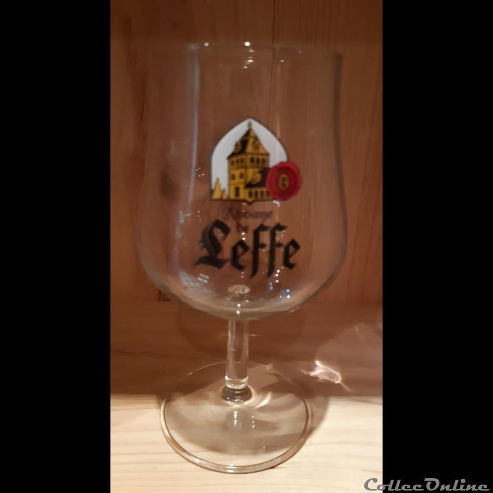 bistrot alimentation verre biere leffe 02
