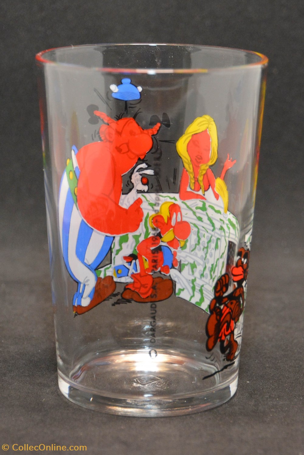 Série 005 - 1968 - Dargaud - Astérix, Obélix et Idéfix art la table argenterie verres serie 005 1968 dargaud asterix obelix et idefix