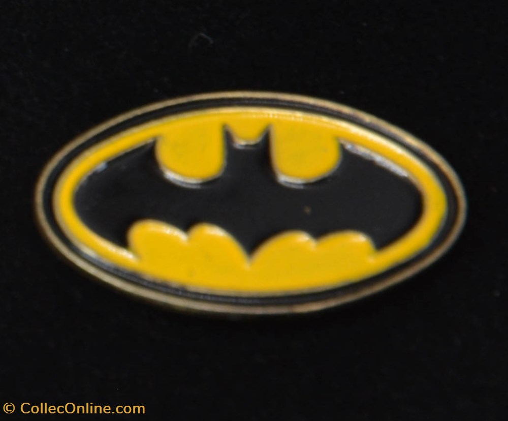 divers pin badges comics batman 01