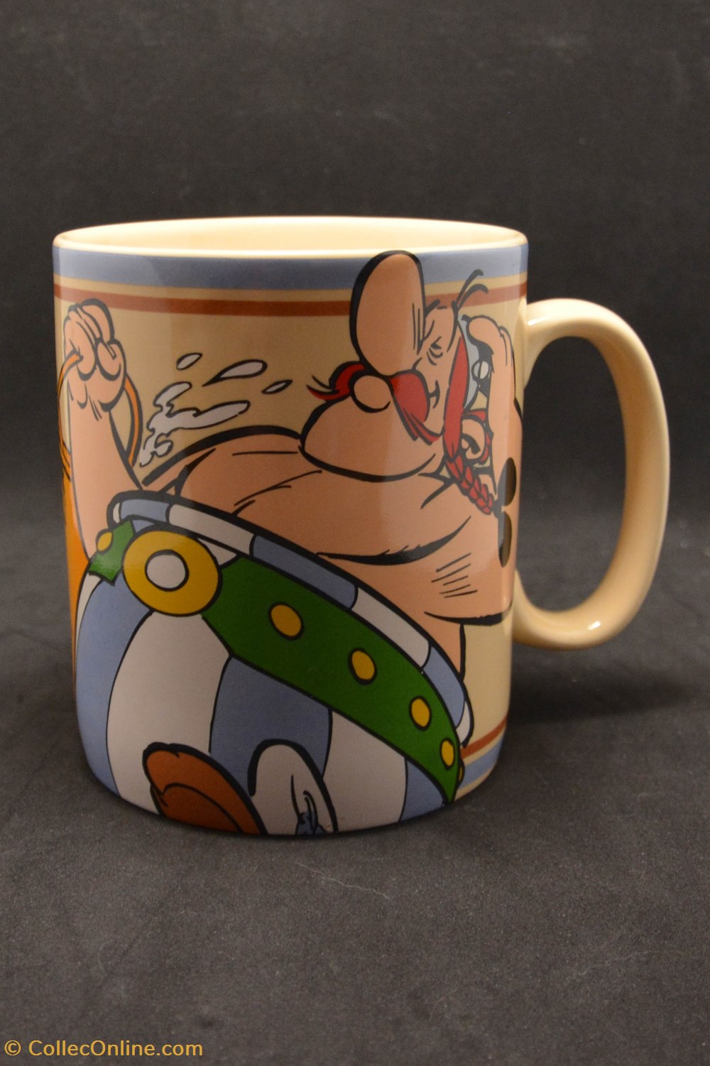 Mug - Parc Astérix - 2008 - Par ici la bonne soupe art de table argenterie service the cafe tasses mugs mug parc asterix 2008 par ici la bonne soupe