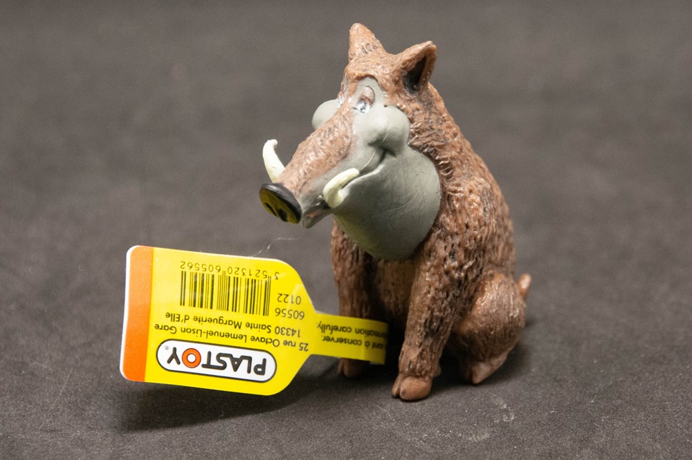 Plastoy - 2006 - 7 cm - Sanglier figurines plastoy 2006 7 cm sanglier