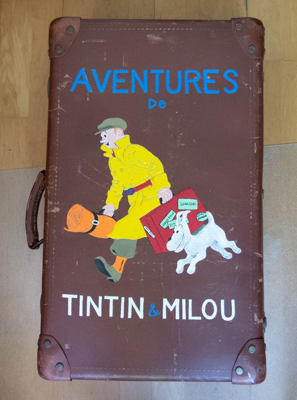 Valise artisanale - Les aventures de Tintin et Milou divers valise artisanale les aventures de tintin et milou