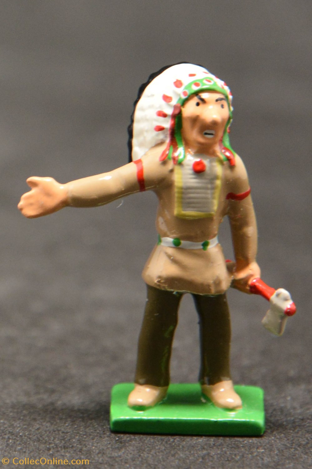 Moulinsart-Pixi - 2003 - Tintin en Amérique - Chef indien figurines moulinsart pixi 2003 tintin en amerique chef indien