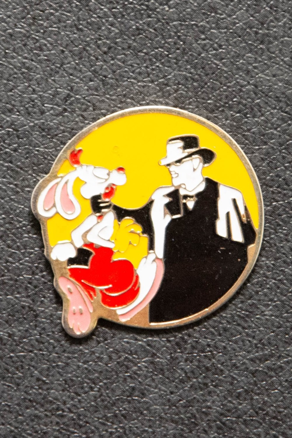 divers pin s badges kodak roger rabbit