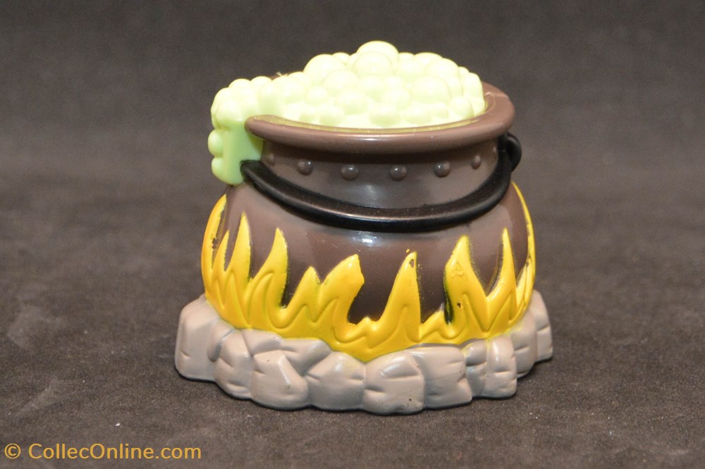 Mc Donald's - 2002 - Happy Meal - Scéne Panoramix 3 figurines mc donald s 2002 happy meal scene panoramix