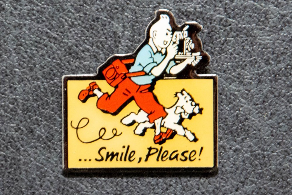 Smile, please - Jaune clair divers pin badges smile please jaune clair