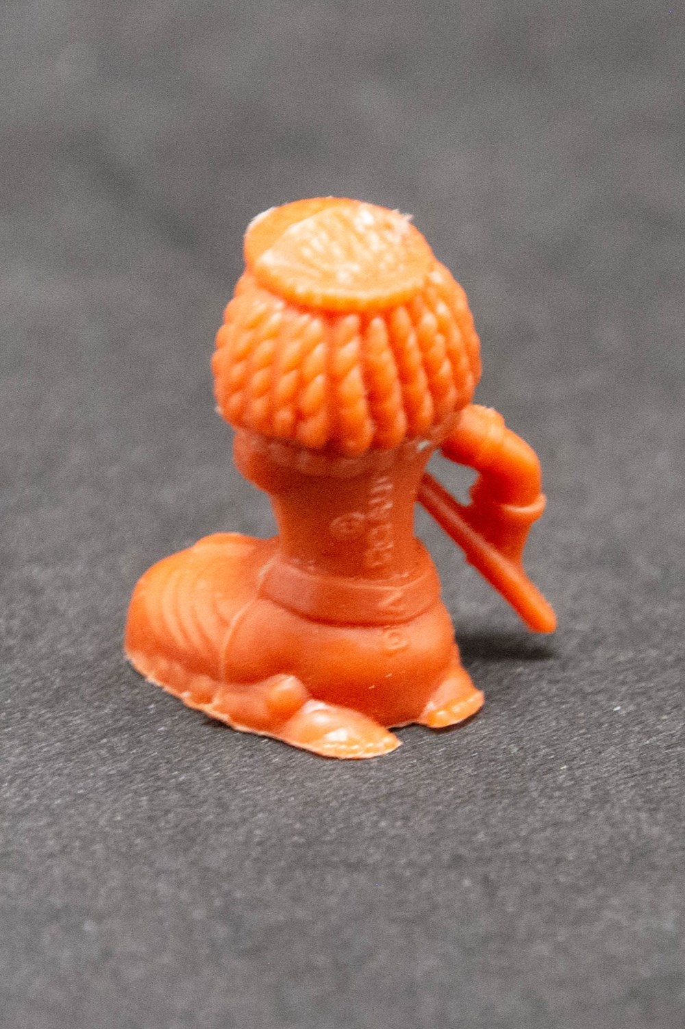 Bonbons Dupont d'Isigny - 1969 - 38 - Orange foncé - Joueuse de flûte égyptienne figurines bonbons dupont isigny 1969 38 orange fonce joueuse de flute egyptienne