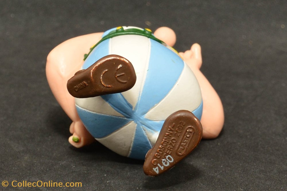 Plastoy - 2002 - 7 cm - Obélix 3 figurines plastoy 2002 7 cm obelix