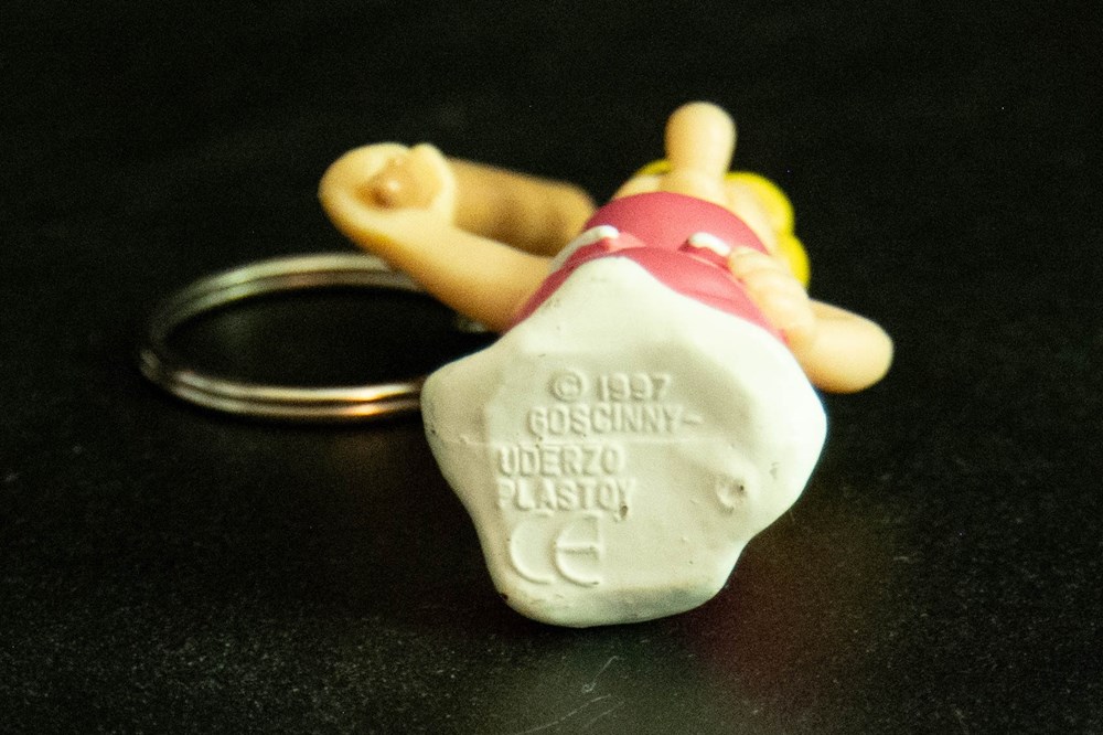 figurines plastoy 1997 7 cm porte cle bonemine