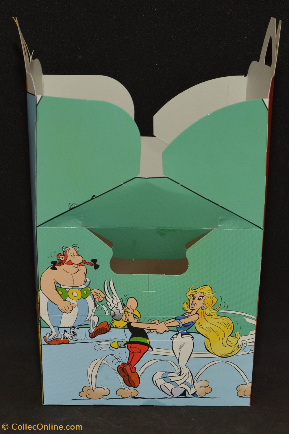 Mc Donald's - 2021 - Happy Meal - Boîte 4 figurines mc donald s 2021 happy meal boite
